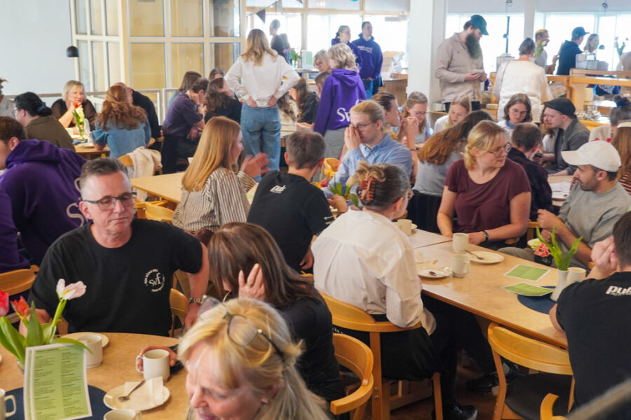 Kaffe och tårta Kaffe och tårta