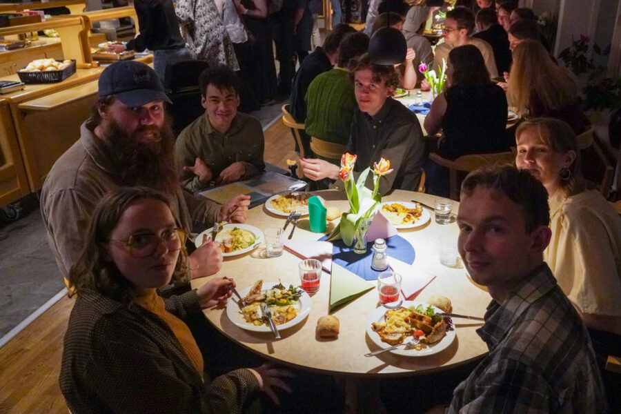 Festmiddag! Festmiddag!