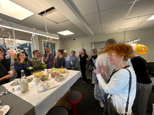 Mingel i nya receptionen